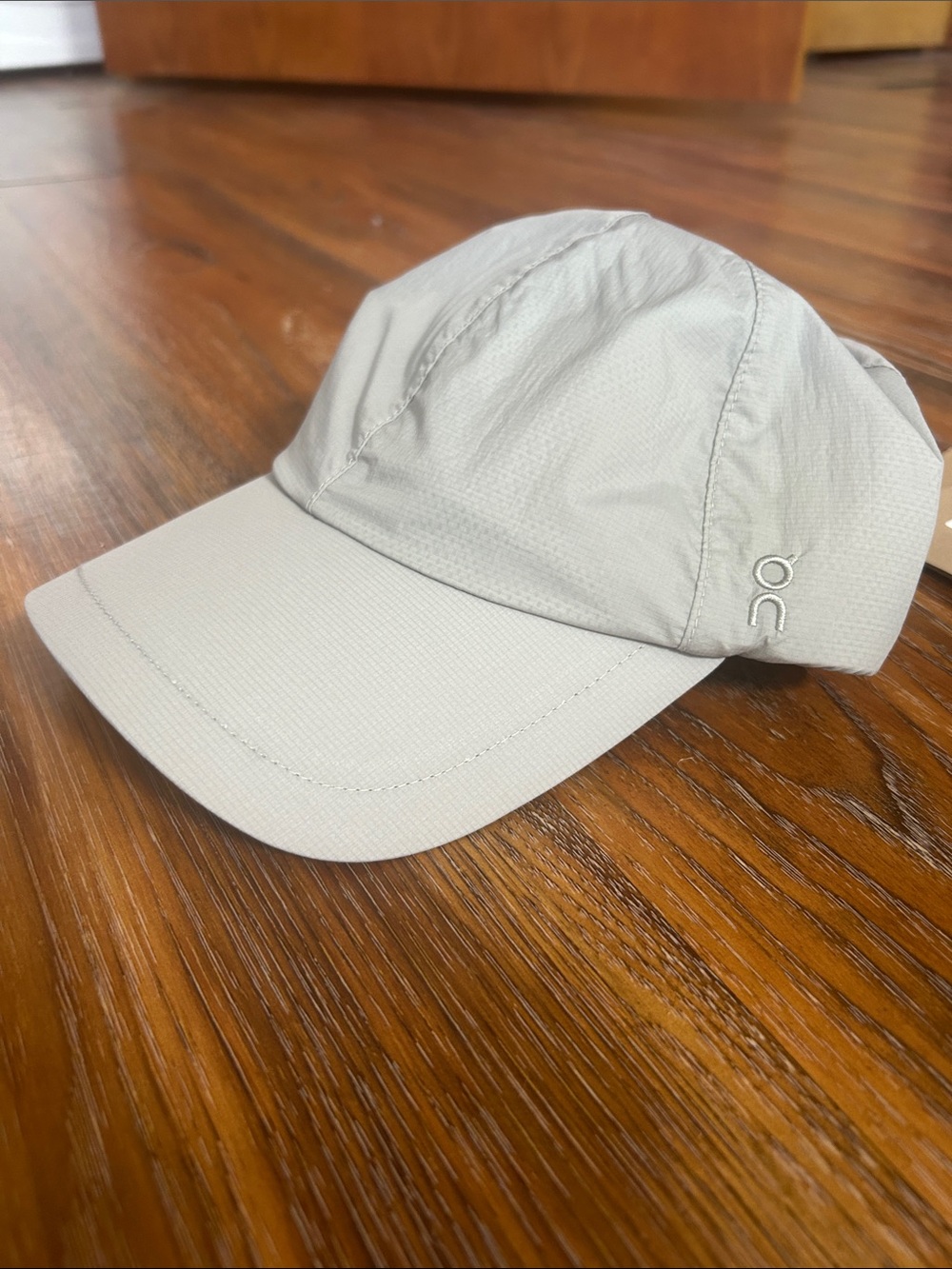 On Running Gray Mesh Cap OS and NWT